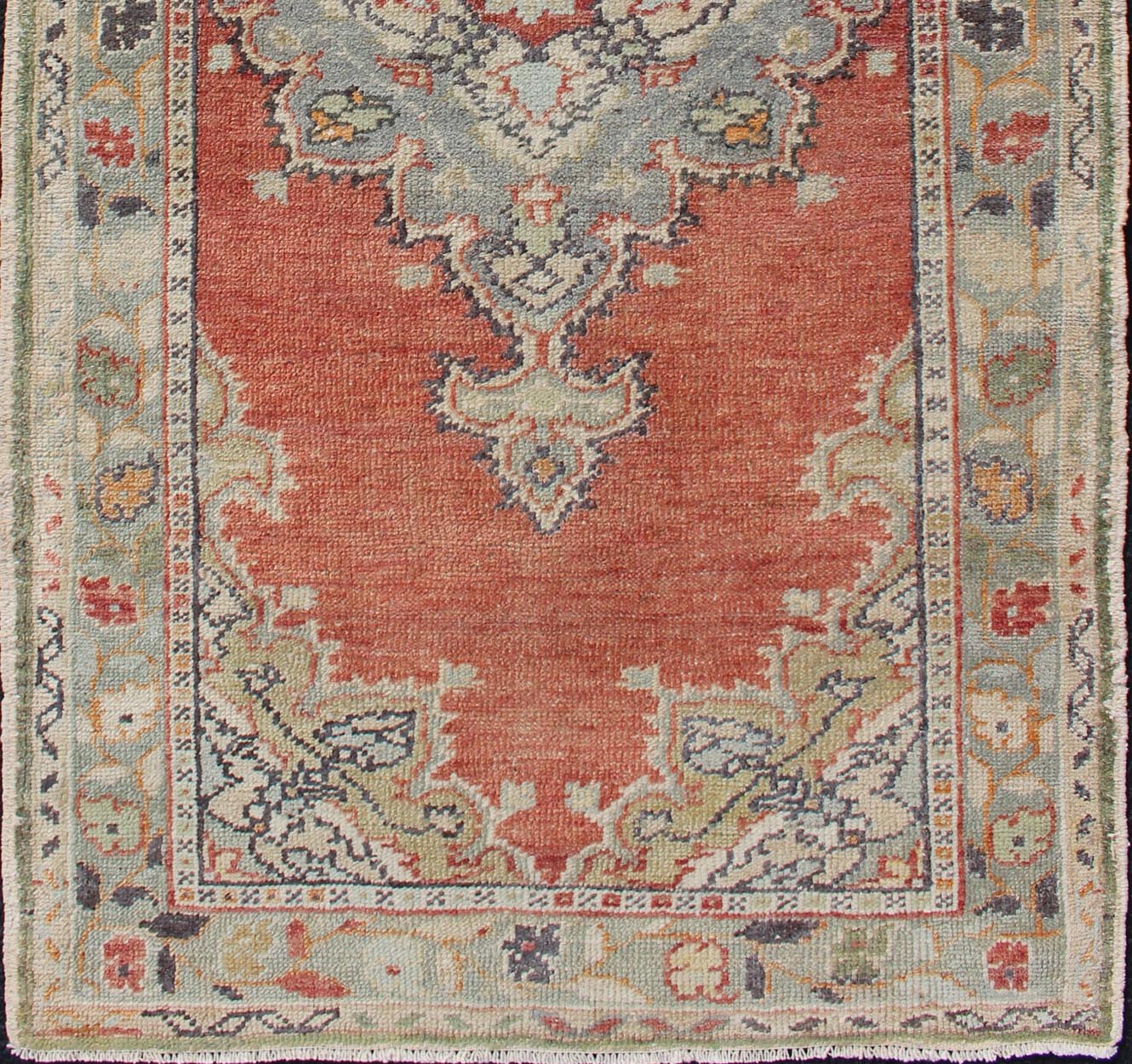 Faded Red and Taupe Vintage Turkish Oushak Rug With Layered Medallion Design Layered floral medallion design in muted Orange red and taupe/ green Oushak vintage rug from Turkey, colorful and muted Oushak, Keivan Woven Arts/ rug EN - 176048, count... - Keivan Woven ArtsEN - 176048 - 10968Rug