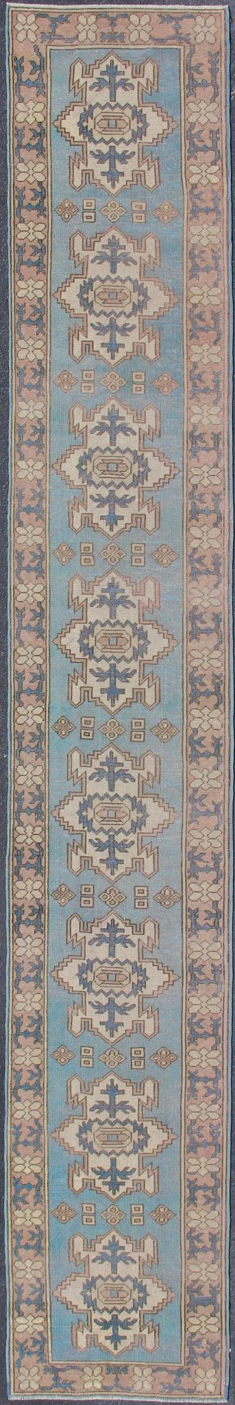 Long Vintage Turkish Runner with Geometric Design in Light Blue and Taupe kwarugs Long vintage Turkish runner with geometric design in light blue and taupe Vintage Oushak runner from Turkey with Medallion design in various color tones, rug e... - Keivan Woven ArtsEN - 176085 - 11437Rug