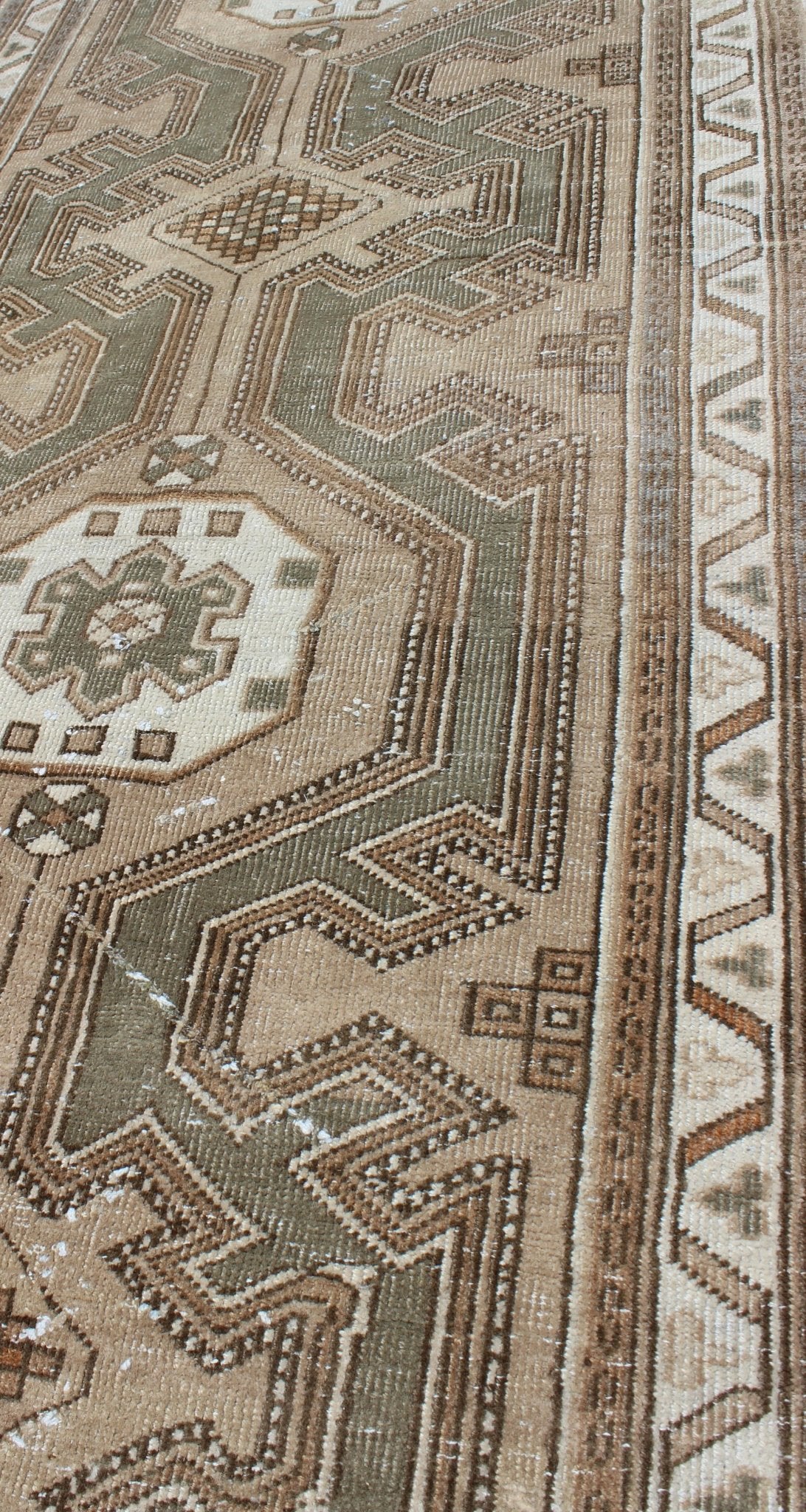 Earth - Tone Antique Persian Serab Runner With Geometric - Style Medallions Serab antique runner from Persia with medallion design in earthy color palette, Keivan Woven Arts / rug en - 176214, country of origin / type: Iran / Serab, circa 1910. ... - Keivan Woven ArtsEN - 176214 - 10110Rug