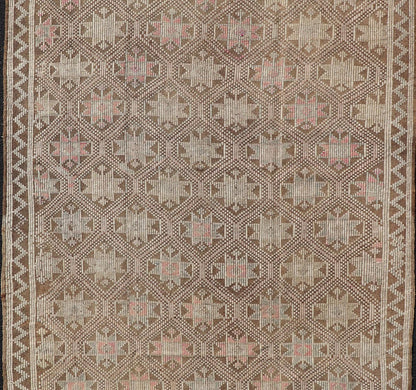 Measures: 5'2 x 9'3 Vintage Turkish Embroidered Kilim with All - Over Star Design on A Taupe Ground. Keivan Woven Arts / rug EN - 176232, country of origin / type: Turkey / Kilim, circa 1950 This vintage Kilim displays an array of designs, including... - Keivan Woven ArtsEN - 176232 - 21907Rug