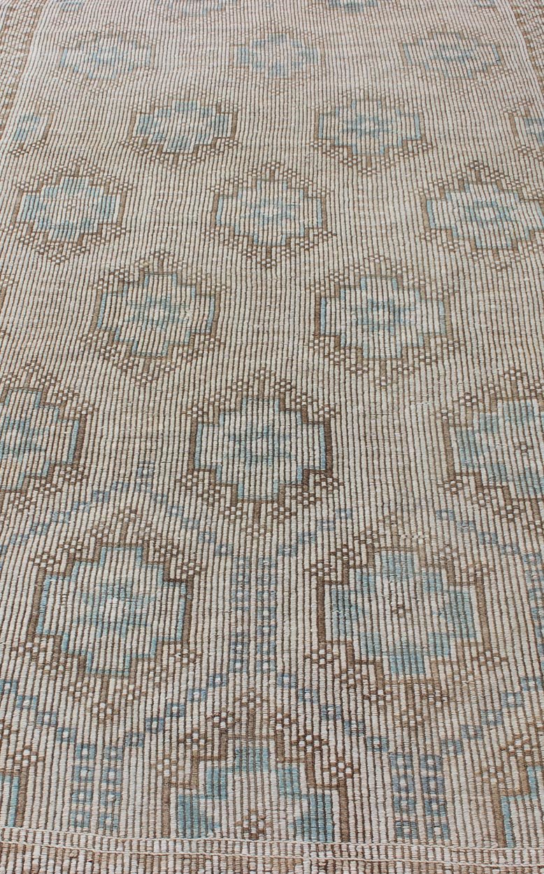 All - Over Vintage Turkish Kilim Flat - Weave Rug Turkish Oushak Vintage Flat - Woven Carpet, rug en - 176234, country of origin / type: Turkey / Oushak, circa 1950 This Oushak rug from Turkey features an all - over flat - woven design of geometric m... - Keivan Woven ArtsEN - 176234 - 10978Rug