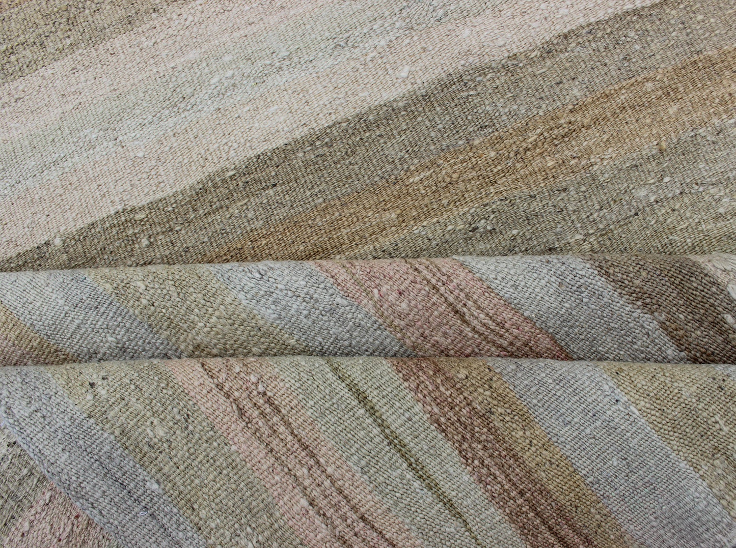 Striped Vintage Turkish Flat - Weave Runner With Minimalist & Modern Design. Vintage Kilim runner from Turkey with stripes, rug/EN - 176326, country of origin / type: Turkey / Kilim, circa 1960 This softly striped - design vintage runner from T... - Keivan Woven ArtsEN - 176326 - 12725Rug