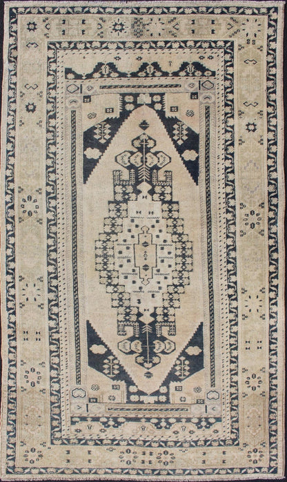 nan - Keivan Woven ArtsEN - 176328 - 10650Rug