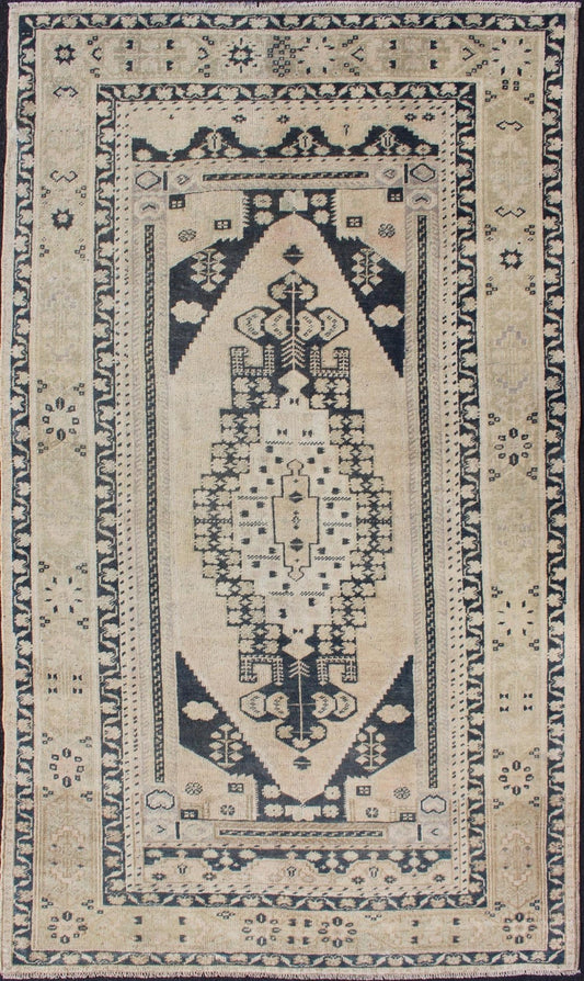nan - Keivan Woven ArtsEN - 176328 - 10650Rug