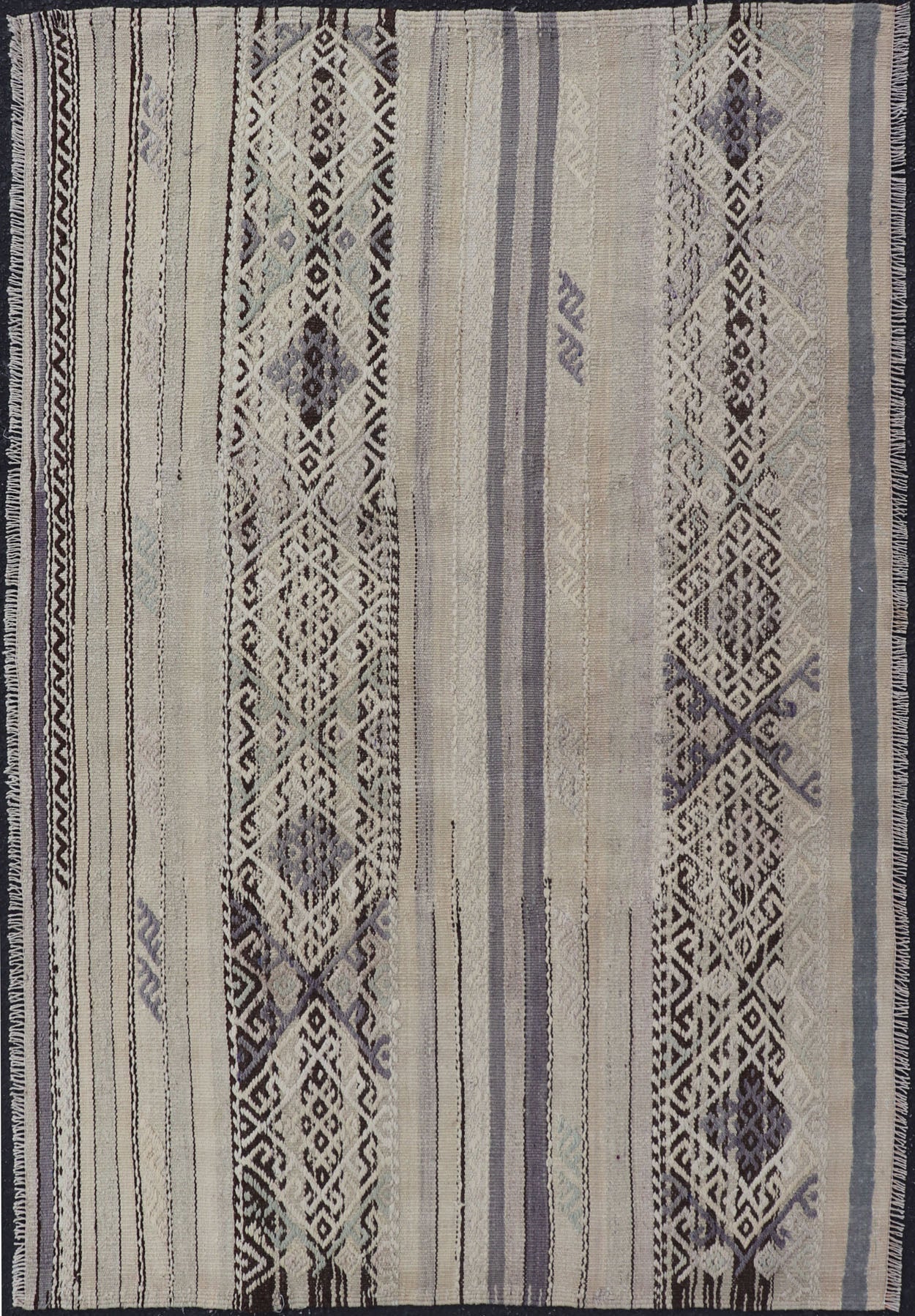 Stripe Design Turkish Vintage Flat - Weave Rug in Shades Grey, Brown, and Lavender. Keivan Woven Arts / rug EN - 176469, country of origin / type: Turkey / Kilim, circa 1950 This vintage Turkish Kilim rug features a contemporary geometric stripe des... - Keivan Woven ArtsEN - 176469 - 17454Rug