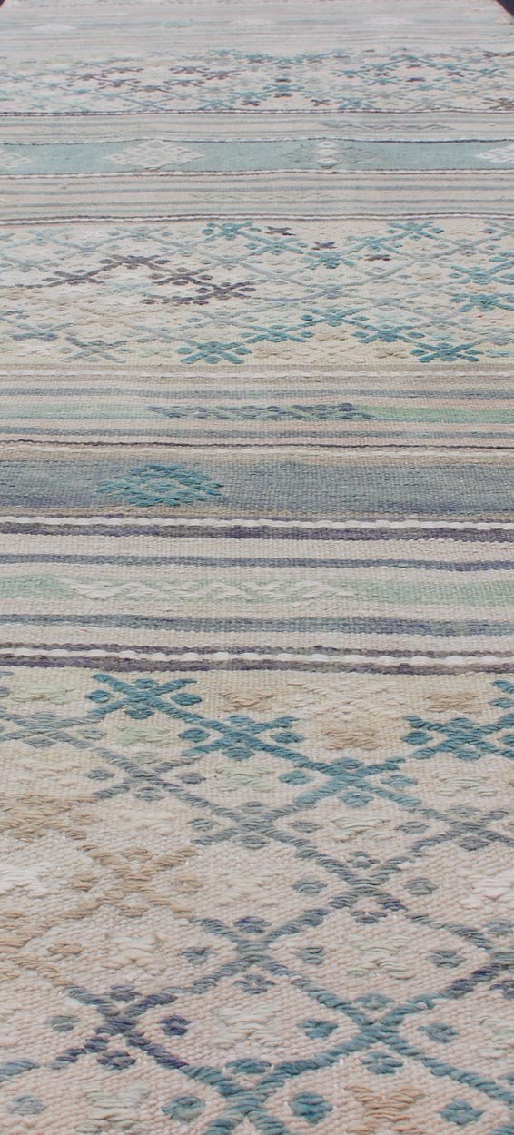 Geometric Stripe Vintage Hand Woven Turkish Kilim Flat - Weave Runner Turkish Kilim vintage carpet in green, ivory, and cream, Keivan Woven Arts; rug en - 176525 - 2, country of origin / type: Turkey / Kilim, circa 1950 This Oushak rug from Tur... - Keivan Woven ArtsEN - 176525 - 2 - 11401Rug