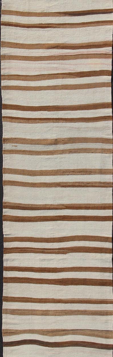 Minimalist Design Vintage Long Kilim Runner with Stripes in Brown and Ivory' Vintage Turkish Kilim vintage runner with modern/contemporary stripe design, rug EN - 176577, country of origin / type: Turkey / Kilim, circa 1940 This vintage flat - wo... - Keivan Woven ArtsEN - 176577 - 11034Rug