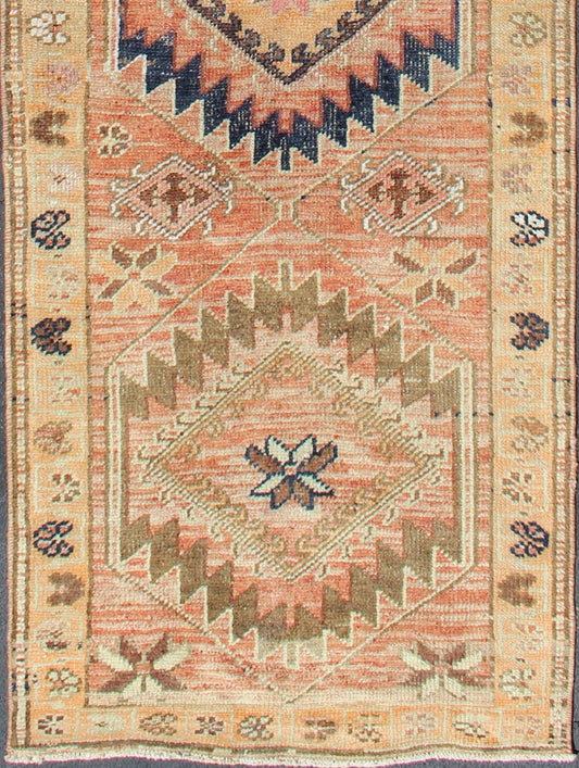 Coral colored Vintage Oushak Runner with Geometric Medallions kwarugs Vintage Turkish runner with multi - medallion design, rug en - 176587, country of origin / type: Turkey / Oushak, circa 1960 This Oushak runner from Turkey features a creat... - Keivan Woven ArtsEN - 176587 - 11443Rug