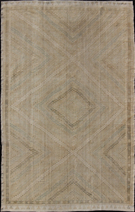 Vintage Turkish Embroidered Rug in Shades of Brown With Geometric Diamond Design Subdued and subtle brown - toned embroidered Turkish Kilim vintage rug with diamond design, Keivan Woven Arts / rug en - 176646, country of origin / type: Turkey / Kili... - Keivan Woven ArtsEN - 176646 - 11050Rug