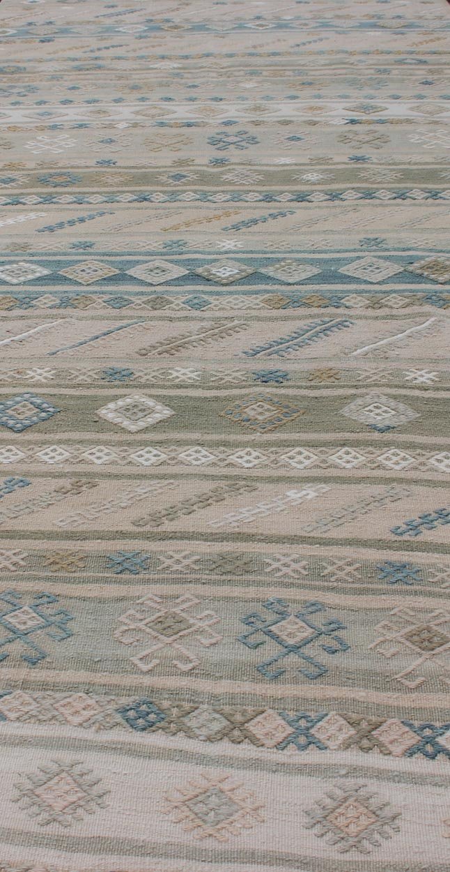 Natural - Toned Turkish Flat - Weave Kilim With Geometric Stripes And Motifs Stripe design Kilim runner with geometric motifs. Keivan Woven Arts / rug en - 176922, country of origin / type: Turkey / Kilim, circa 1950 This flat - woven Kilim runne... - Keivan Woven ArtsEN - 176922 - 11411Rug