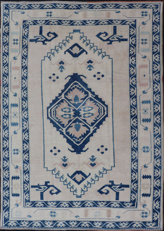 Blue, Cream & Green Vintage Oushak Rug with Geometric Medallion & Tribal Design. Vintage Oushak carpet with medallion design, rug EN - 178035, country of origin / type: Turkey / Oushak, circa 1950 This vintage Oushak carpet from mid - 20th c... - Keivan Woven ArtsEN - 178035 - 14246Rug