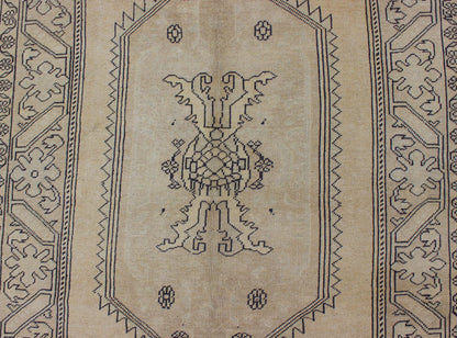Vintage Cream and Charcoal Turkish Oushak Rug With Stylized Medallion Design Measures 5'0 x 8'7 This Turkish vintage Oushak rug, (circa 1940) features an intricately beautiful and highly stylized design. The central medallion is compleme... - Keivan Woven ArtsEN - 1781 - 5289Rug