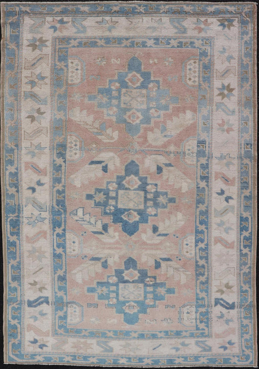 Turkish Oushak Vintage Carpet with Tri Medallion Design. Turkish Oushak Vintage Carpet from Turkey a variety of blue, salmon, beige and natural tones. Keivan Woven Arts / rug EN - 178331, country of origin / type: Turkey / Oushak, circa 1940 Measu... - Keivan Woven ArtsEN - 178331 - 23625