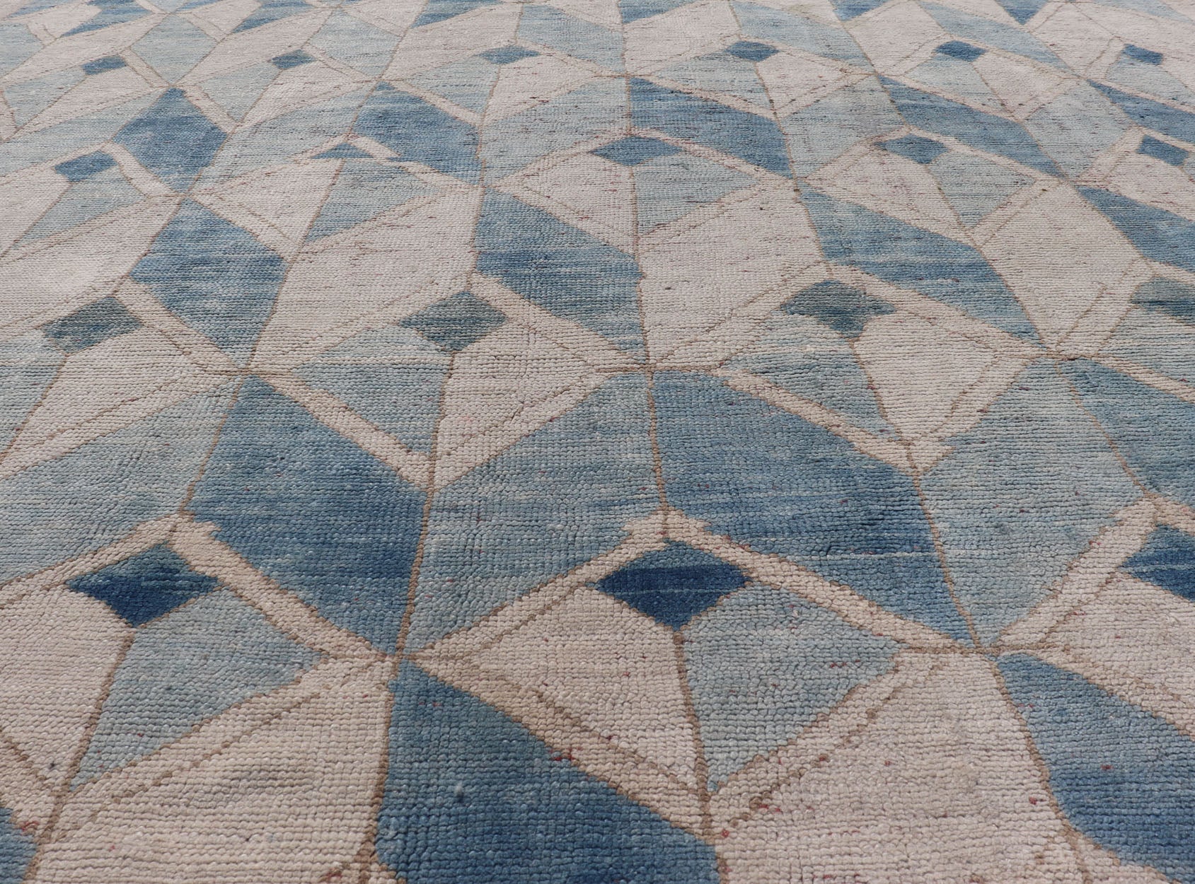 Square Vintage Turkish Oushak Kars Rug in Modern Design With Blue and Light Brown Colors Measures: 7'8 x 8'2. Vintage Turkish Kars Rug, Keivan Woven Arts / rug EN - 178450, country of origin / type: Turkey / Oushak, circa Mid - 20th centur... - Keivan Woven ArtsEN - 178450 - 17994Rug