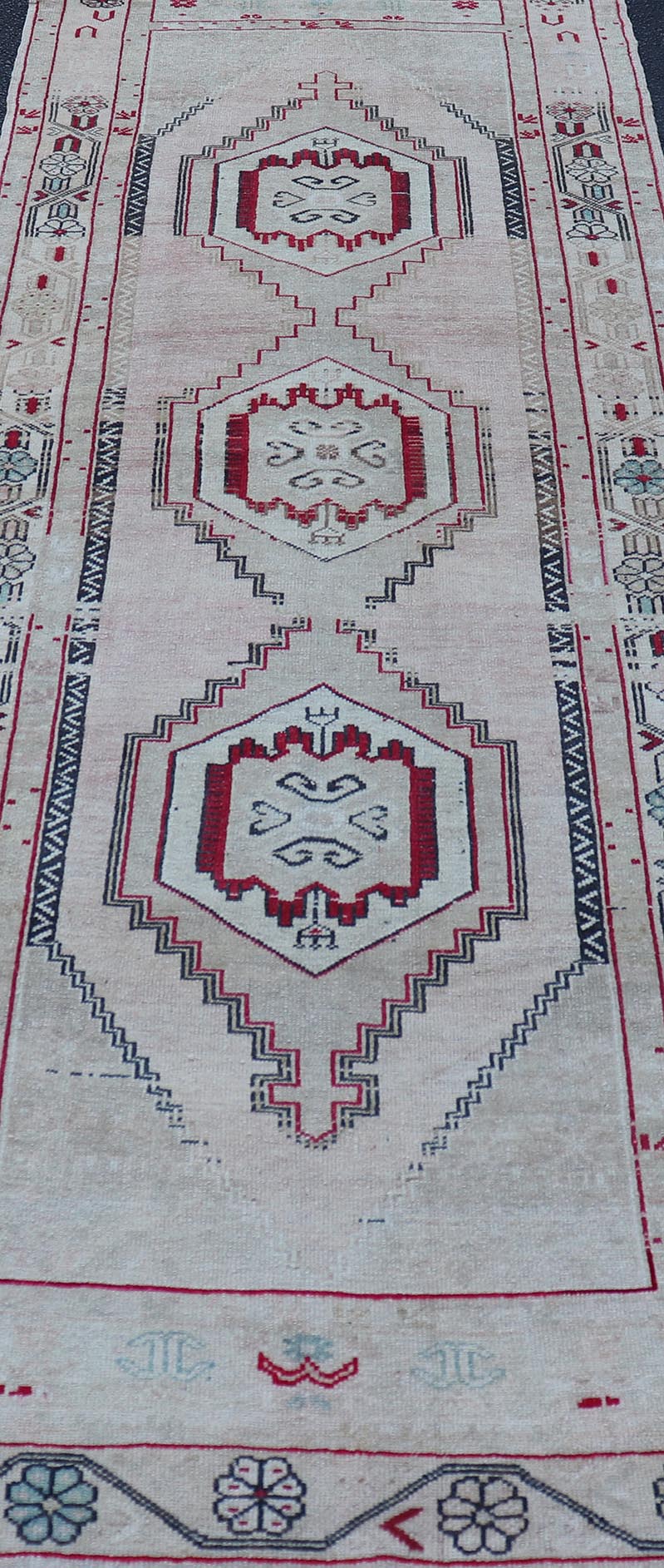 Vintage Turkish Oushak Runner with Medallions in Cream, dark blue, pink and Red. Keivan Woven Arts / rug EN - 178468, country of origin / type: Turkey / Oushak, circa 1940. Measures: 3'7 x 10'6 This Turkish Oushak runner features stylized ... - Keivan Woven ArtsEN - 178468 - 23631Rug