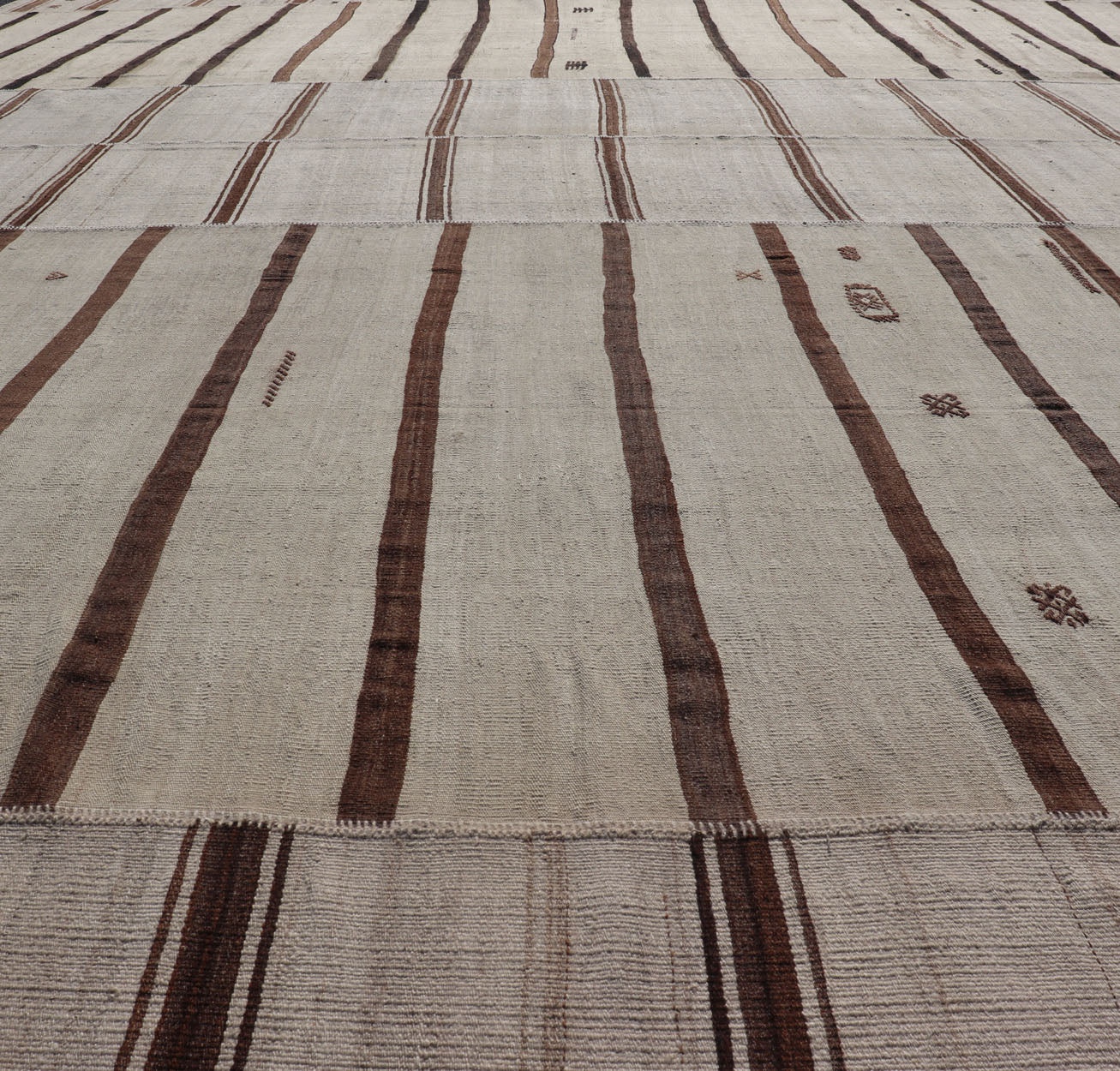 Vintage Hand Woven Neutral Paneled Kilim Flat - Weave in Tones of Cream and Brown Large Vintage Hand Woven neutral paneled Kilim flat - weave in tones of cream and brown in stripe design kwarugs, Casual flat - weave Kilim design, Keivan Woven Arts /ru... - Keivan Woven ArtsEN - 178724 - 18329