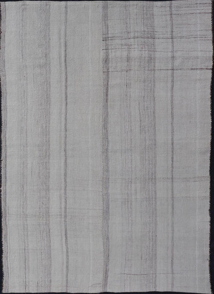 Measures: 4'10 x 7'0 Stripe Design Turkish Vintage Kilim Rug in Shades of Ivory, Cream, and Taupe. Keivan Woven Arts / rug EN - 178819, country of origin / type: Turkey / Kilim, circa 1950 This vintage Turkish Kilim rug features a contemporary str... - Keivan Woven ArtsEN - 178819 - 21931Rug
