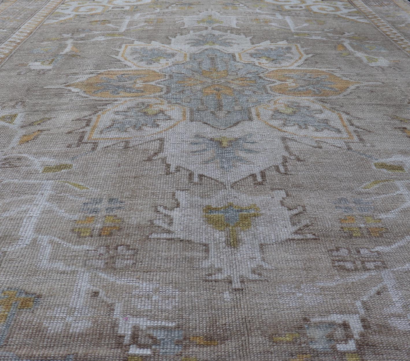 Measures: 6'7 x 9'6 Vintage Hand Knotted Turkish Oushak Kars in Earthy Tones and Yellow Colors. circa/1940 Keivan Woven Arts / rug/ EN - 178854 mid - 20th century. This vintage Turkish rug, (circa mid - 20th century) features a unique blend of co... - Keivan Woven ArtsEN - 178854 - 21937Rug