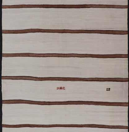 Turkish Vintage Flat - Weave in Light Brown and Cream with Stripe Design. Keivan Woven Arts / rug EN - 178926, country of origin / type: Turkey / Kilim, circa 1950 Measures: 4'3 x 6'6 This vintage striped design Turkish Kilim rendered in shade of li... - Keivan Woven ArtsEN - 178926 - 24193Rug