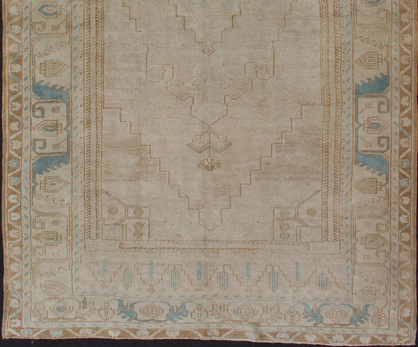 Gallery Runner Turkish Rug in Earth Tones & Light Blue With Medallion Rug / EN - 179024, Keivan Woven Arts / country of origin / type: Turkey / Oushak, circa 1940. Large Gallery Turkish rug in Earth tones, light brown with medallions. Turkish Gall... - Keivan Woven ArtsEN - 179024 - 11976Rug