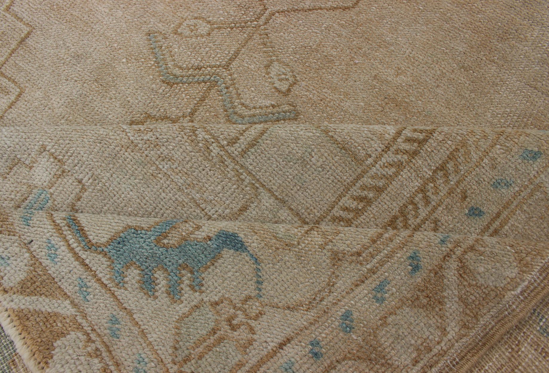 Gallery Runner Turkish Rug in Earth Tones & Light Blue With Medallion Rug / EN - 179024, Keivan Woven Arts / country of origin / type: Turkey / Oushak, circa 1940. Large Gallery Turkish rug in Earth tones, light brown with medallions. Turkish Gall... - Keivan Woven ArtsEN - 179024 - 11976Rug