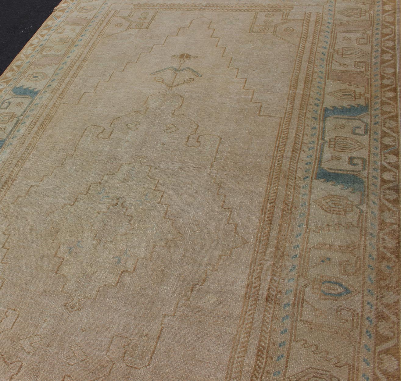Gallery Runner Turkish Rug in Earth Tones & Light Blue With Medallion Rug / EN - 179024, Keivan Woven Arts / country of origin / type: Turkey / Oushak, circa 1940. Large Gallery Turkish rug in Earth tones, light brown with medallions. Turkish Gall... - Keivan Woven ArtsEN - 179024 - 11976Rug