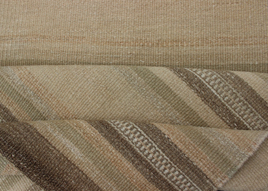 Striped Design Vintage Turkish Hand Woven Flat - Weave Runner With Minimalist Vintage Kilim runner from Turkey with stripes, Keivan Woven Arts / rug EN - 179070, country of origin / type: Turkey / Kilim, circa 1960 This softly striped - design ... - Keivan Woven ArtsEN - 179070 - 11883Rug