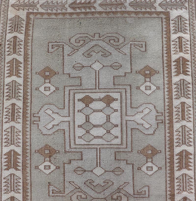 Measures: 2'10 x 10'0 Vintage Turkish Oushak Runner in Neutral Tones, Taupe, Gray, Cream, and Brown. Keivan Woven Arts / rug EN - 179108, country of origin / type: Turkey / Oushak, circa mid - 20th. This vintage Oushak carpet from mid - 20th century T... - Keivan Woven ArtsEN - 179108 - 21943Rug