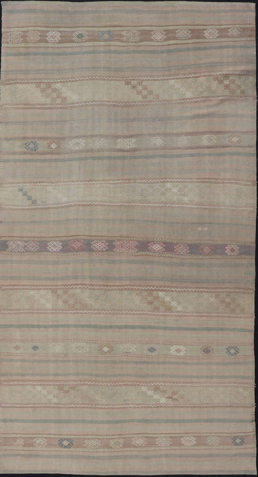 Flat - Weave Turkish Kilim with Embroideries in Earthy Tones and Hints of Pink. geometric stripe design Vintage Kilim from Turkey. Keivan Woven Arts / rug EN - 179255, country of origin / type: Turkey / Kilim, circa 1950 This vintage flat - woven ... - Keivan Woven ArtsEN - 179255 - 17568Rug