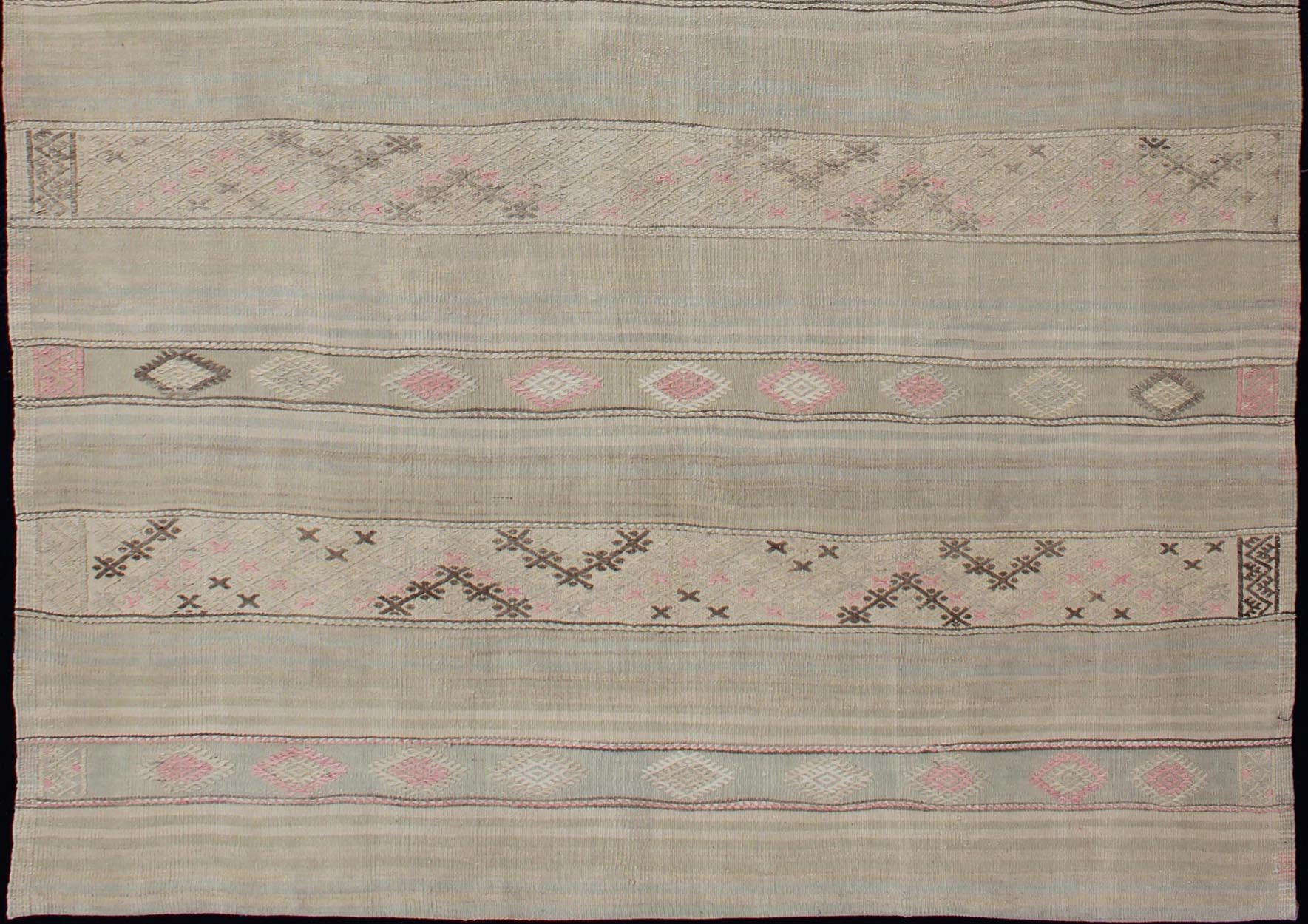 Vintage Turkish Flat - Weave Striped Kilim in Taupe, Pink, and Light Brown Minimalist stripe design Kilim from Turkey, Keivan Woven Arts / rug EN - 179258, country of origin / type: Turkey / Kilim, circa 1950 This vintage flat - woven Kilim run... - Keivan Woven ArtsEN - 179258 - 12773Rug