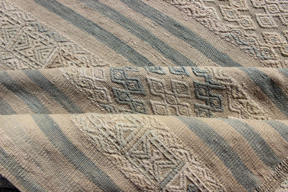 Turkish Flat - Weave Kilim With Embroideries in Taupe, Tan, Blue and Gray Vintage flat - weave Kilim with embroideries in tan, blue and gray with a modern design geometric stripe design Vintage Kilim from Turkey, Keivan Woven Arts / rug EN - 179260... - Keivan Woven ArtsEN - 179260 - 12517Rug
