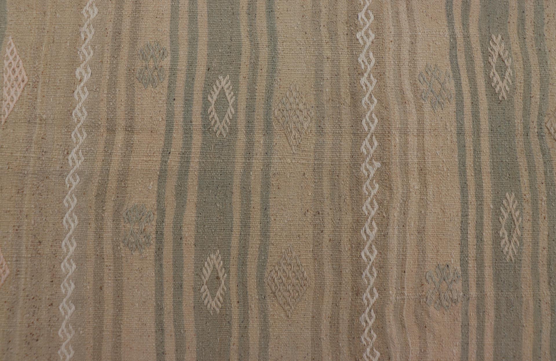 Measures: 2'9 x 4'0 Turkish Flat - Weave Kilim in with Stripes and Embroideries in Green and Taupe. Keivan Woven Arts / Rug EN - 179264, country of origin / type: Turkey / Kilim, circa 1950. This vintage Turkish Kilim rug features a contemporary geo... - Keivan Woven ArtsEN - 179264 - 22249Rug