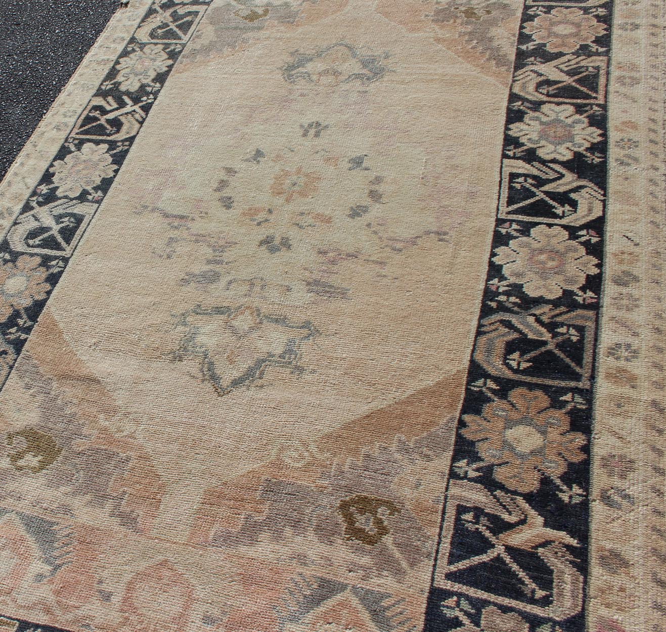 Vintage Turkish Oushak Rug in Tan & Navy Blue. Vintage Oushak Rug in Tan & Navy Blue With Floral Medallion Design and Sub Geometric Border in boteh and botanical motifs. Keivan Woven Arts/ rug EN - 179353, country of origin / type: Turkey / Ousha... - Keivan Woven ArtsEN - 179353 - 12357Rug