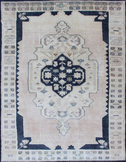 Vintage Hand Knotted Turkish Oushak Rug With Central Medallion in Blue and Cream Faded vintage Turkish Oushak rug with Central Medallion in cream and blue, Keivan Woven Arts / rug EN - 179354, country of origin / type: Turkey / Oushak, circa 1940 ... - Keivan Woven ArtsEN - 179354 - 11827Rug