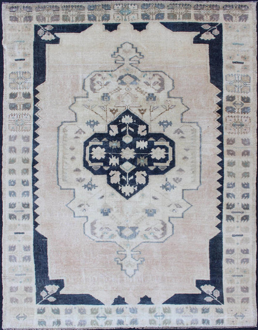 Vintage Hand Knotted Turkish Oushak Rug With Central Medallion in Blue and Cream Faded vintage Turkish Oushak rug with Central Medallion in cream and blue, Keivan Woven Arts / rug EN - 179354, country of origin / type: Turkey / Oushak, circa 1940 ... - Keivan Woven ArtsEN - 179354 - 11827Rug