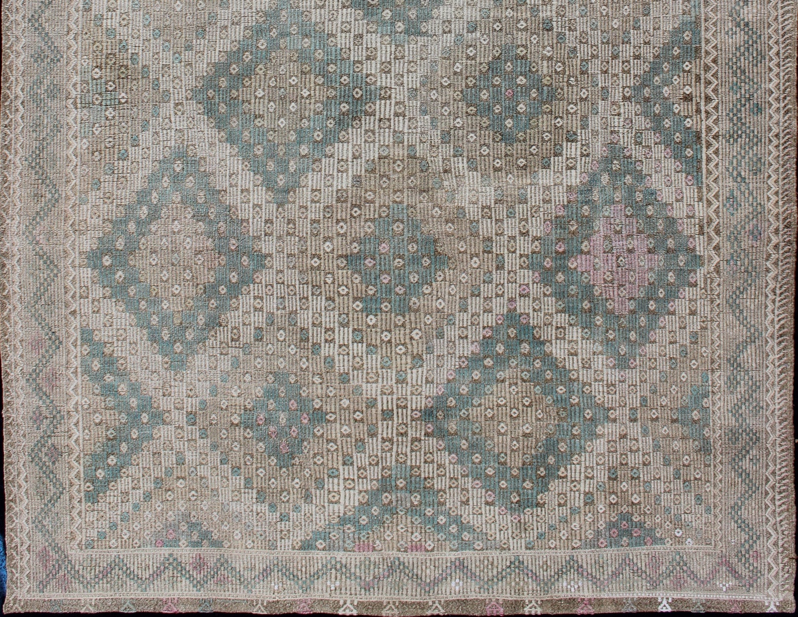 Diamond Design Vintage Turkish Embroidered Kilim in Light Teal blue, Tan, Brown. Turkish vintage Embroidered flat woven carpet, rug EN - 179404, country of origin / type: Turkey / Oushak, circa 1940 This Embroidered kilim rug from Turkey fe... - Keivan Woven ArtsEN - 179404 - 12783Rug
