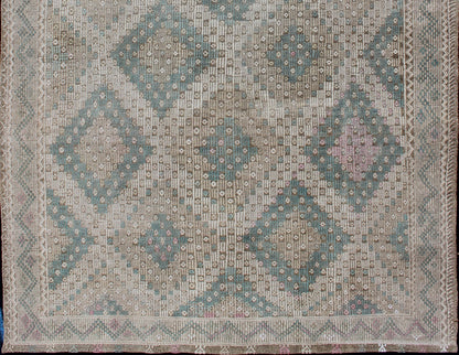 Diamond Design Vintage Turkish Embroidered Kilim in Light Teal blue, Tan, Brown. Turkish vintage Embroidered flat woven carpet, rug EN - 179404, country of origin / type: Turkey / Oushak, circa 1940 This Embroidered kilim rug from Turkey fe... - Keivan Woven ArtsEN - 179404 - 12783Rug