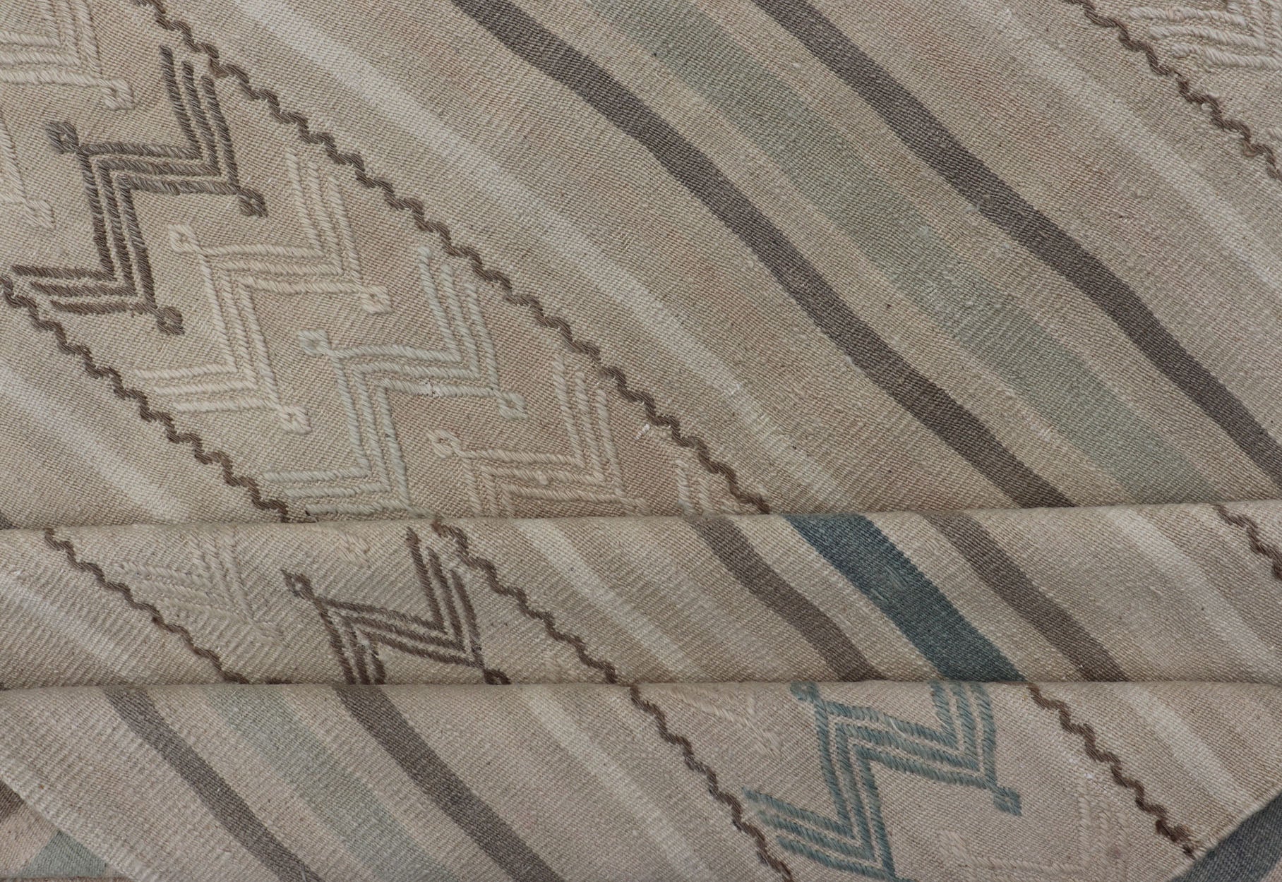 Vintage Turkish Flat - Weave Muted Colored Kilim in Taupe, Brown and Light Blue Minimalist design Kilim from Turkey inlight blue, brown, and taupe. Keivan Woven Arts / rug/EN - 179456, country of origin / type: Turkey / Kilim, circa 1950 This... - Keivan Woven ArtsEN - 179456 - 15372Rug