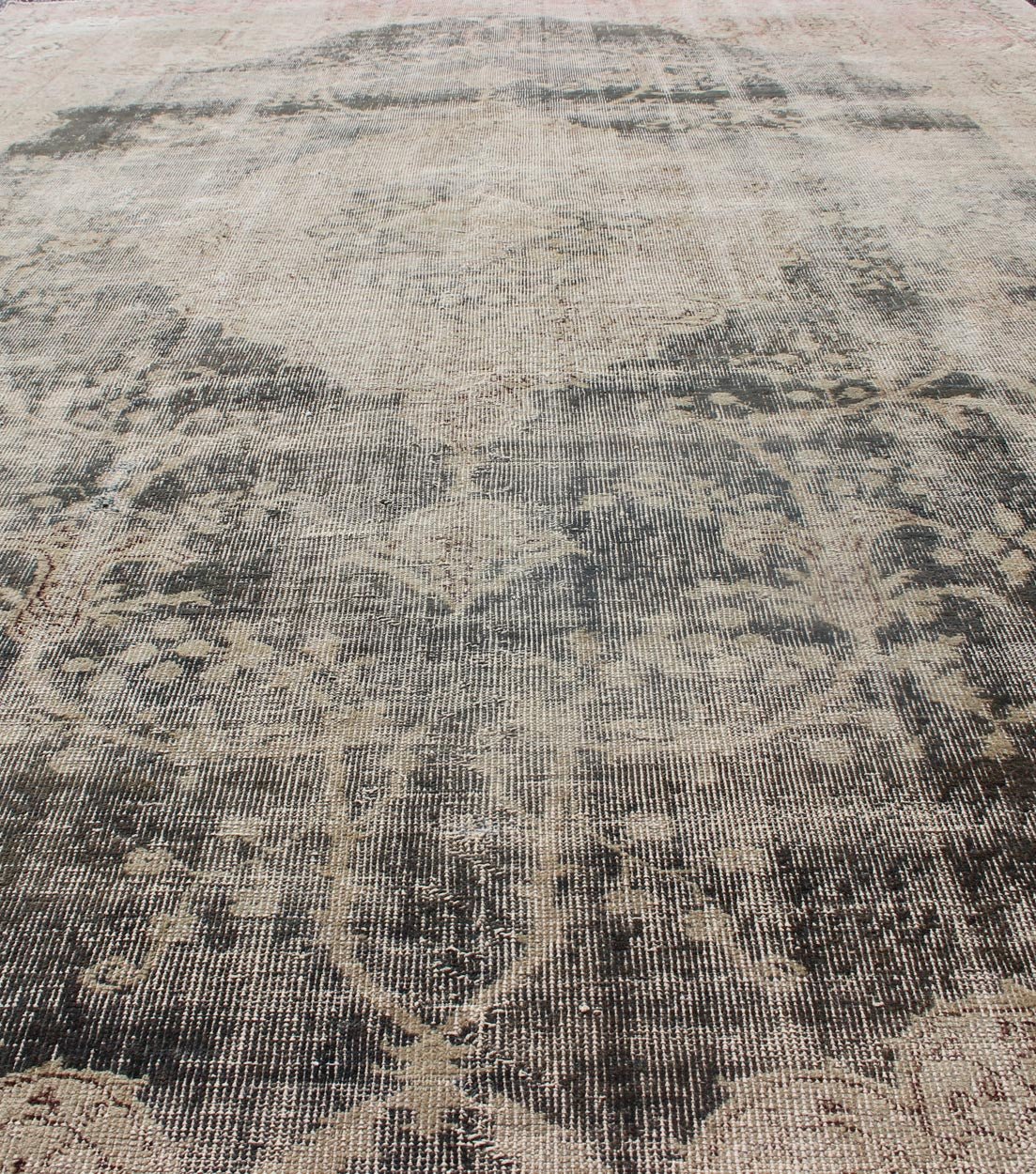 Keivan Woven Arts - Distressed Turkish Carpet With Floral Design in Taupe, Dark Gray Tan & Charcoal kwarugs/ EN - 179638. Turkish distressed rug This vintage Turkish carpet has been neutralized to create faded pigments with a floral design. Neutral... - Keivan Woven ArtsEN - 179638 - 12549Rug