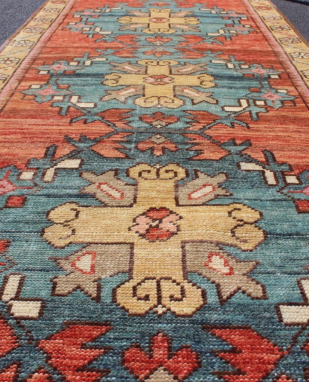 Colorful Antique Oushak Runner with Medallion Design in Terracotta, yellow & teal Blue. Colorful Turkish antique Oushak runner in Terracotta, Yellow & teal Blue , rug EN - 179659, country of origin / type: Turkey / Oushak, circa 1930. This ... - Keivan Woven ArtsEN - 179659 - 11749Rug