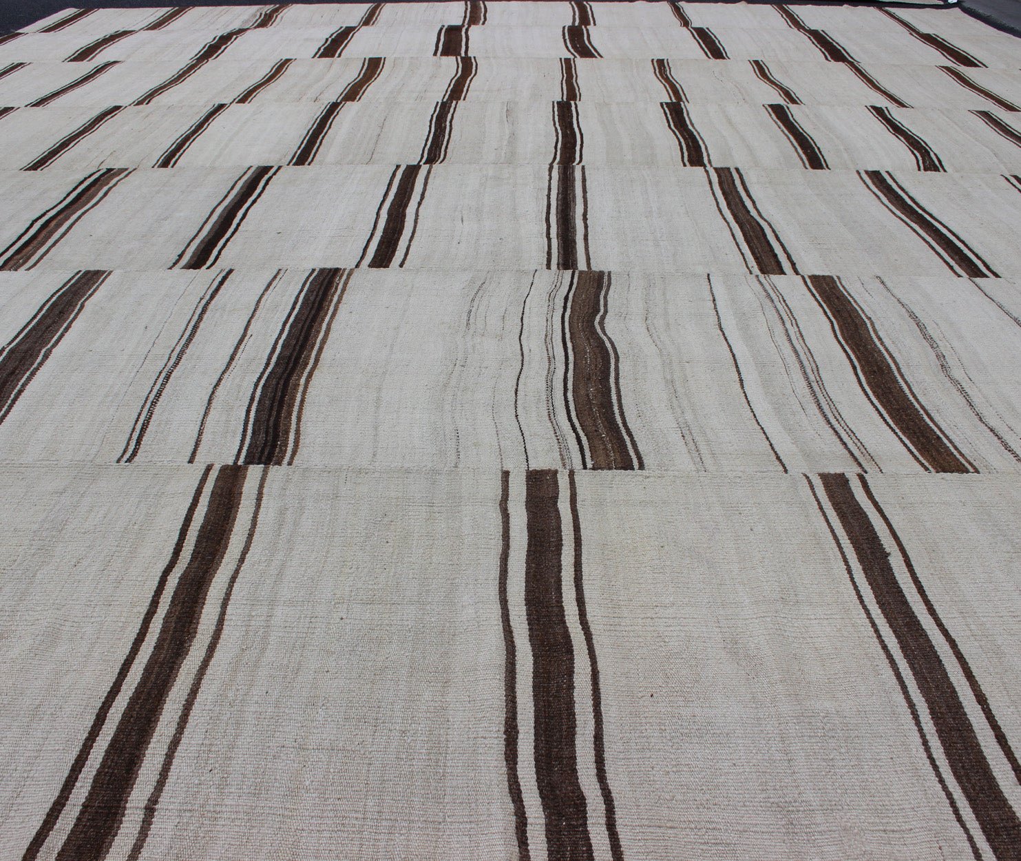 Large Vintage Turkish Kilim Rug With Vertical Stripes in Cream and Brown Stripes Measures: 13' x 17' Flat - weave Kilim vintage rug from Turkey with vertical stripes in brown and cream. Keivan Woven Arts / Rug EN - 179664, country of origin /... - Keivan Woven ArtsEN - 179664 - 12799Rug