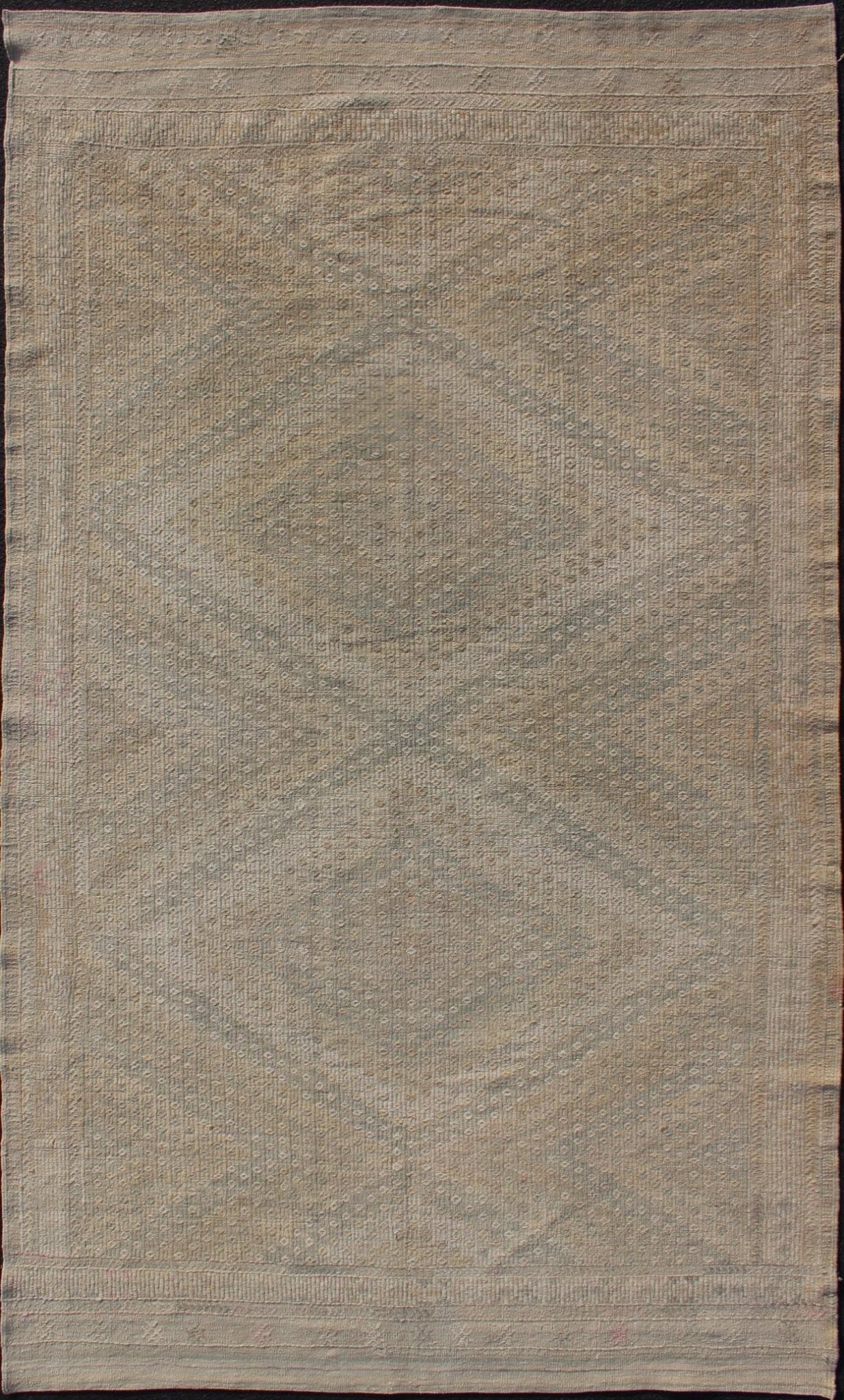 Tan and Light Blue Vintage Turkish Kilim Embroidered Rug With Geometric Diamond Design Embroidered vintage Kilim rug from Turkey in shades of tan, light blue and light yellow with geometric pattern. Keivan Woven Arts / rug EN - 179665, country... - Keivan Woven ArtsEN - 179665 - 12419Rug