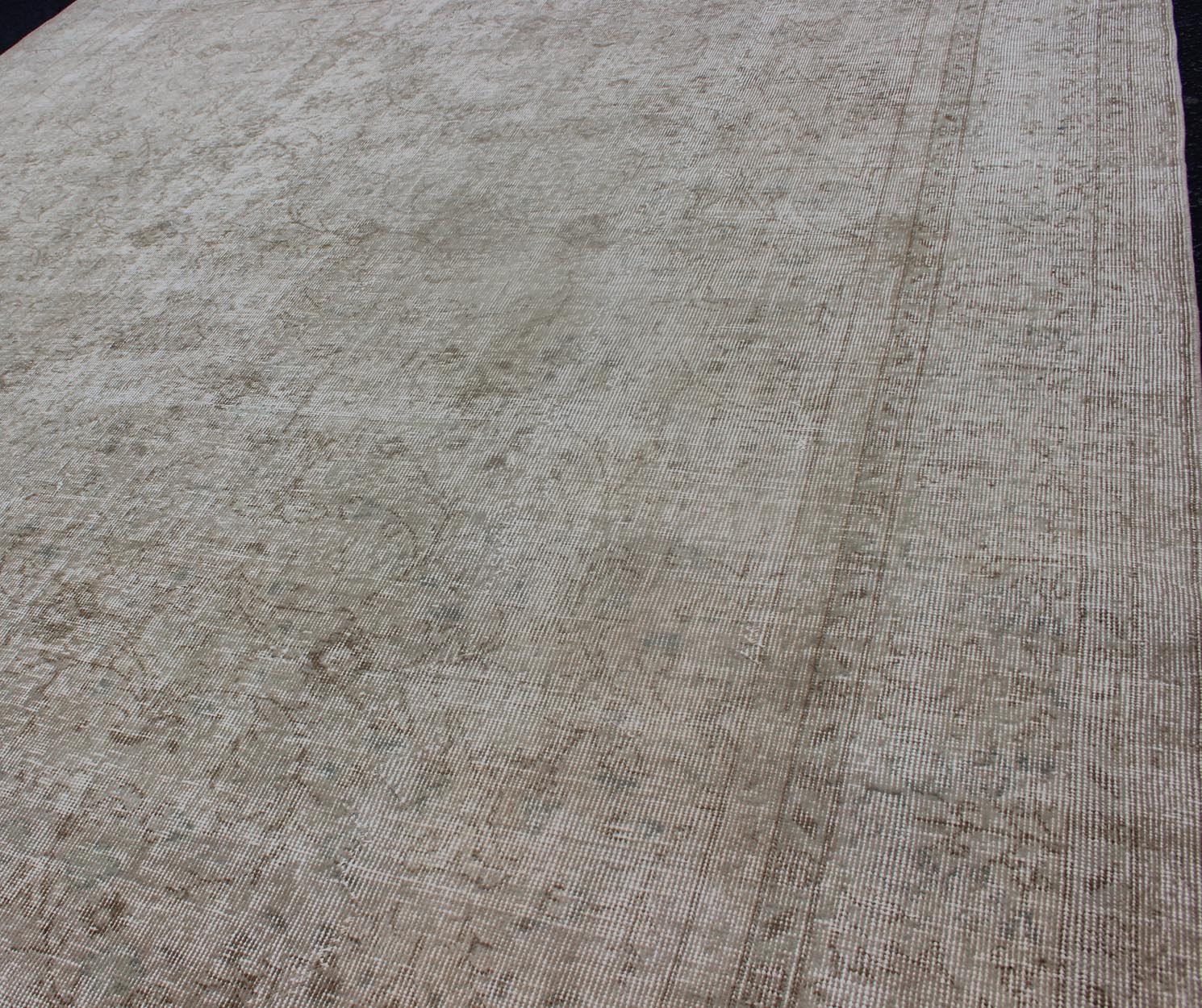 Vintage Distressed Turkish Rug with All - Over Floral Pattern in Cream and light Brown Tones Turkish carpet with distressed Floral design in ivory, and light brown highlights. This vintage Turkish carpet has been distressed and neutralized to crea... - Keivan Woven ArtsEN - 179686 - 12631Rug