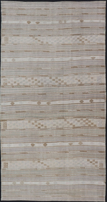 Turkish Flat - Weave Kilim in Muted Colors and Tribal Motifs. Turkish Kilim vintage carpet in light taupe, pale lavender, light brown, light gray and Cream, rug EN - 179780, country of origin / type: Turkey / Kilim , circa 1950 This Kilim rug... - Keivan Woven ArtsEN - 179780 - 14496Rug