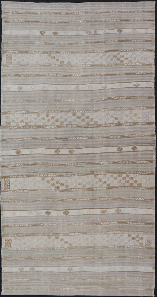 Turkish Flat - Weave Kilim in Muted Colors and Tribal Motifs. Turkish Kilim vintage carpet in light taupe, pale lavender, light brown, light gray and Cream, rug EN - 179780, country of origin / type: Turkey / Kilim , circa 1950 This Kilim rug... - Keivan Woven ArtsEN - 179780 - 14496Rug