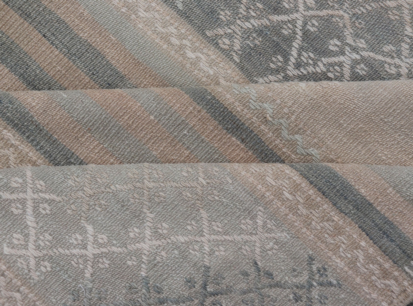 Square Vintage Turkish Kilim rug with horizontal stripes and tribal shapes. Keivan Woven Arts / rug EN - 179781, country of origin / type: Turkey / Kilim, circa mid - 20th century This flat - woven Kilim from Turkey features an enticing composition co... - Keivan Woven ArtsEN - 179781 - 17646Rug