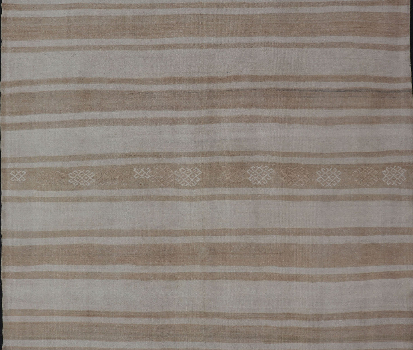 Square Flat - Weave Kilim Vintage Rug from Turkey with Horizontal Stripes in Taupe Flat - Weave Kilim vintage rug from Turkey with horizontal brown and taupe stripes on a cream background. Keivan Woven Arts / rug EN - 179787, country of origin / typ... - Keivan Woven ArtsEN - 179787 - 17652Rug