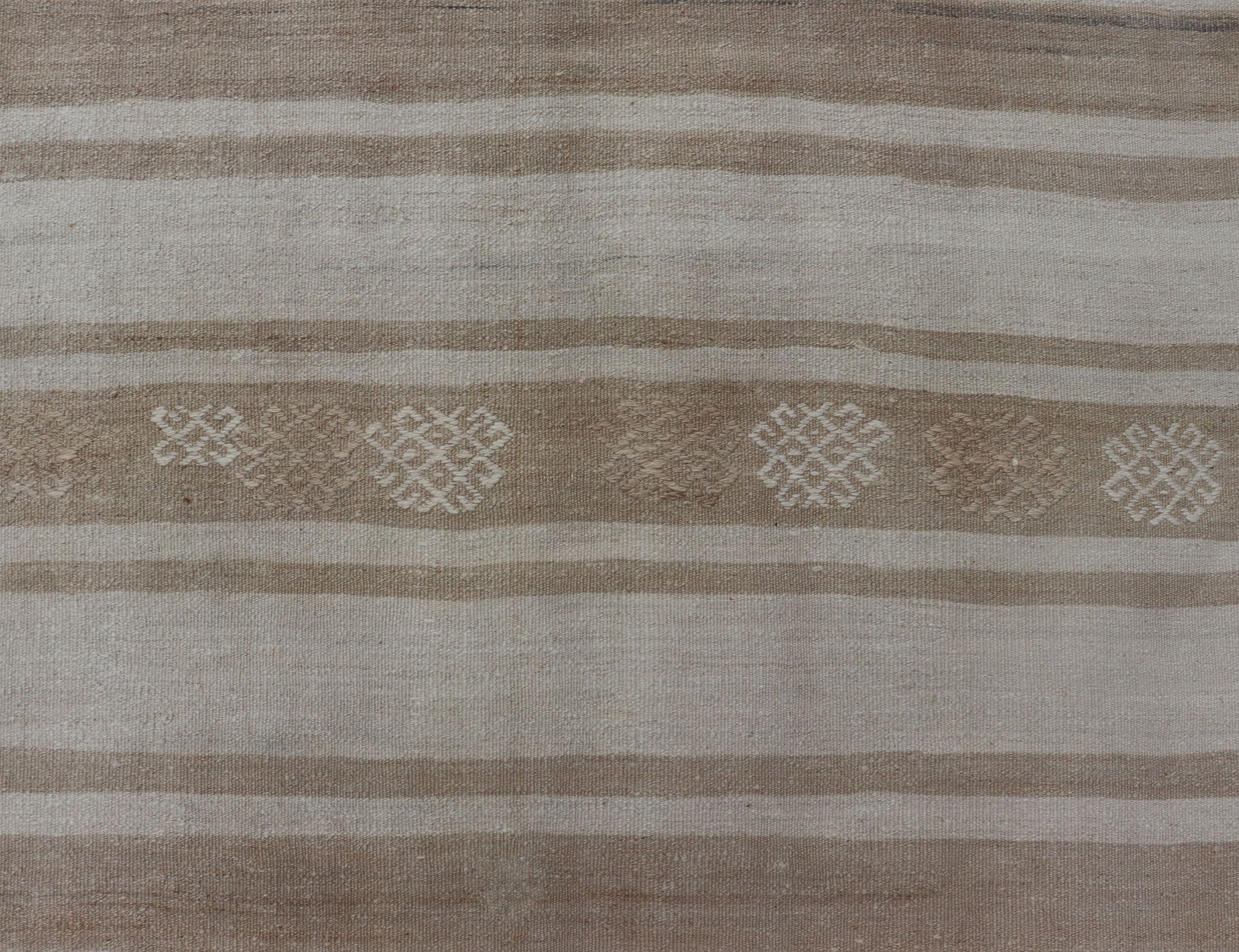 Square Flat - Weave Kilim Vintage Rug from Turkey with Horizontal Stripes in Taupe Flat - Weave Kilim vintage rug from Turkey with horizontal brown and taupe stripes on a cream background. Keivan Woven Arts / rug EN - 179787, country of origin / typ... - Keivan Woven ArtsEN - 179787 - 17652Rug