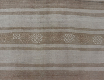 Square Flat - Weave Kilim Vintage Rug from Turkey with Horizontal Stripes in Taupe Flat - Weave Kilim vintage rug from Turkey with horizontal brown and taupe stripes on a cream background. Keivan Woven Arts / rug EN - 179787, country of origin / typ... - Keivan Woven ArtsEN - 179787 - 17652Rug