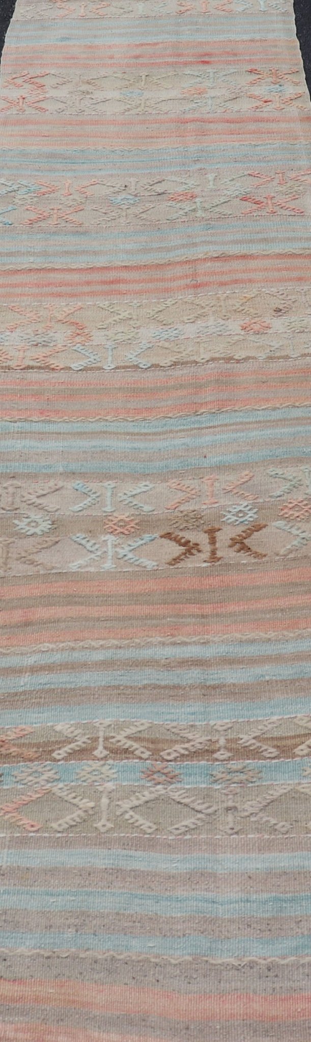 Geometric Stripe Vintage Turkish Kilim Flat - Weave Runner in Tan and Coral Color Turkish Kilim vintage carpet in blue - grey, soft coral, and cream. Keivan Woven Arts / rug EN - 179854, country of origin / type: Turkey / Kilim, circa 1950 ... - Keivan Woven ArtsEN - 179854 - 17658Rug